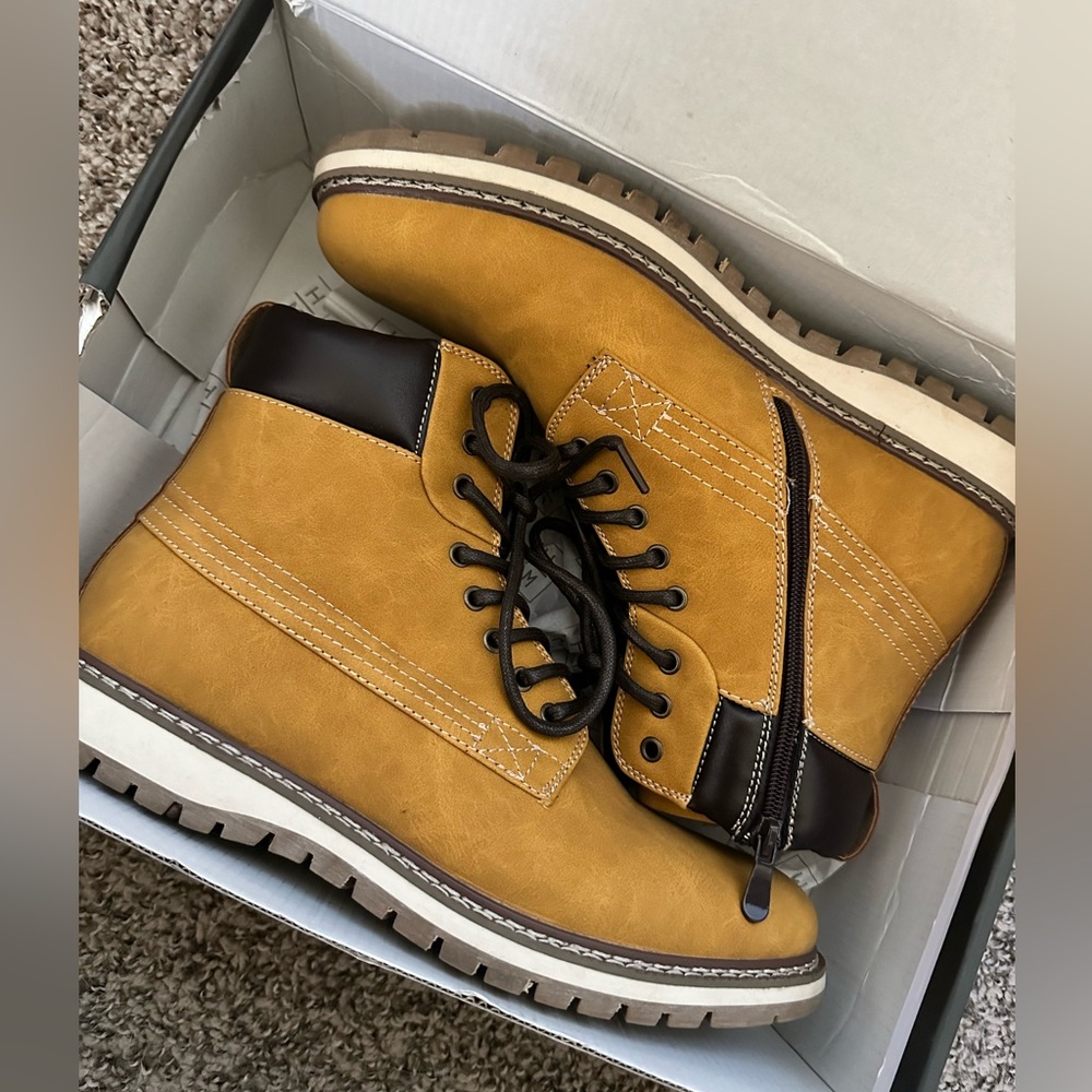 Harrison Myles Boots